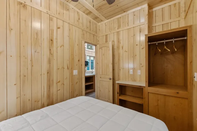 Apsn4110l w/ bunk room bedroom home features