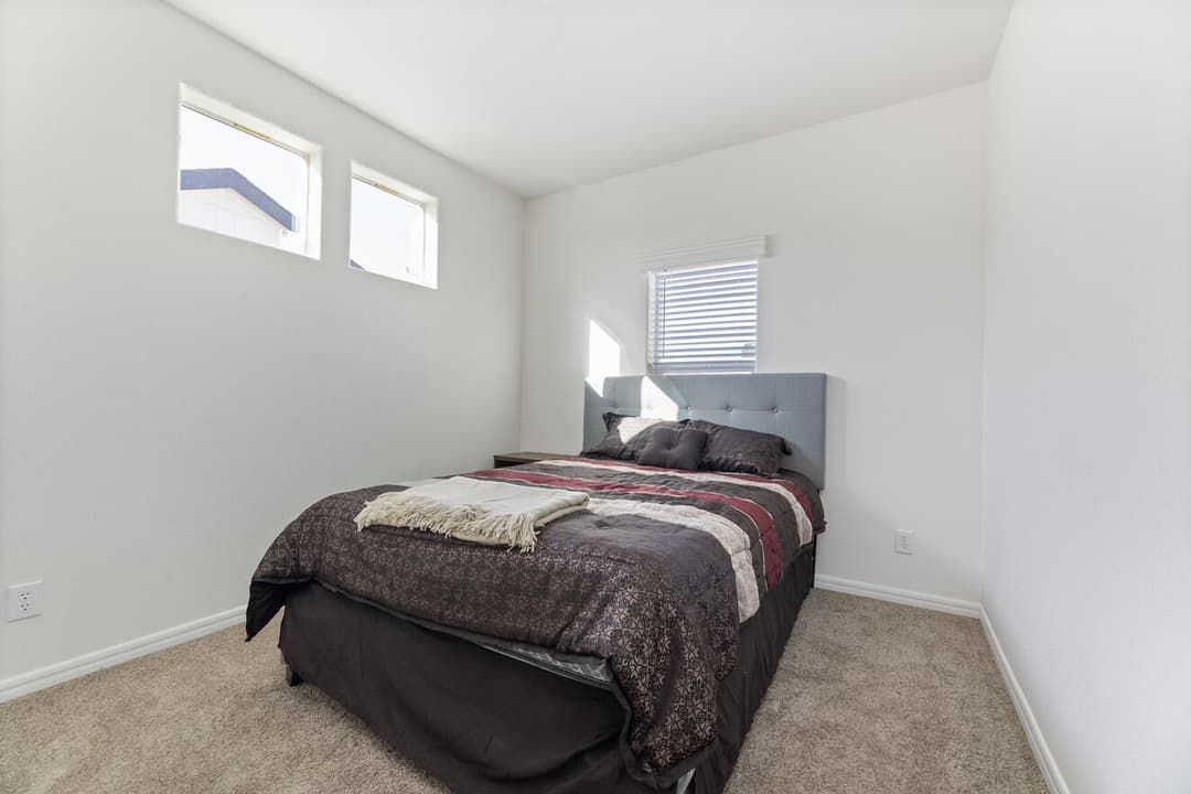 Pacifica  interior and bedroom home features