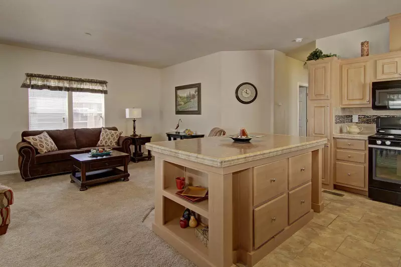 American freedom 2444 kitchen home features